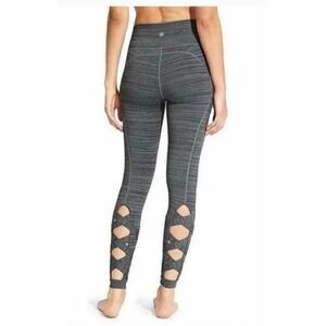Athleta High Rise Cutout Chaturanga Gray Black Striped Leggings Size M 457430-00